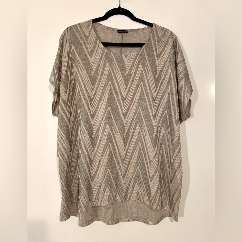 🌻108 PARAPHRASE textured plus top